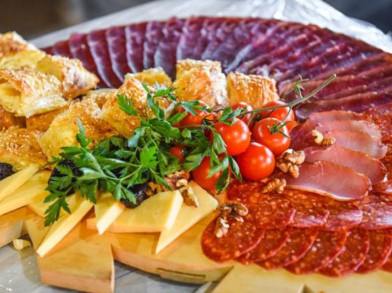 Hrana-Alexanderville-21-600x400